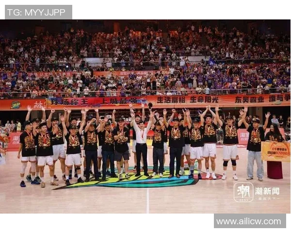 深入分析杭州篮球队包夹战术的优势与应用策略 深入分析杭州篮球队包夹战术的优势与应用策略