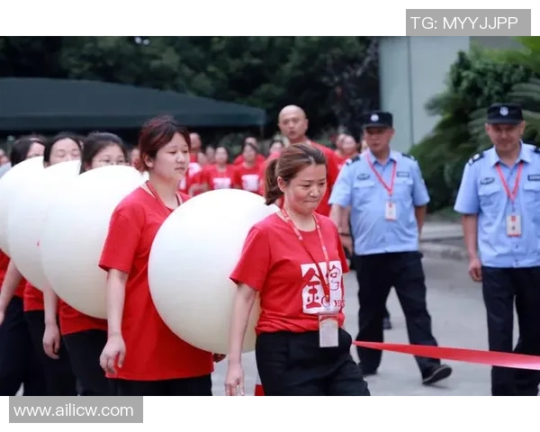 重庆攀岩队如何通过运营革新提升竞技水平与团队凝聚力 重庆攀岩队如何通过运营革新提升竞技水平与团队凝聚力