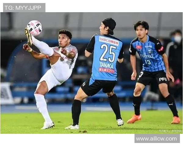 冈山绿雉与鹿儿的精彩对决揭示了足球战术与团队协作的重要性 冈山绿雉与鹿儿的精彩对决揭示了足球战术与团队协作的重要性